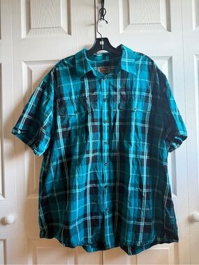 The Foundry Supply Co Men’s Short Sleeve Button Down Shirt size 2XL
